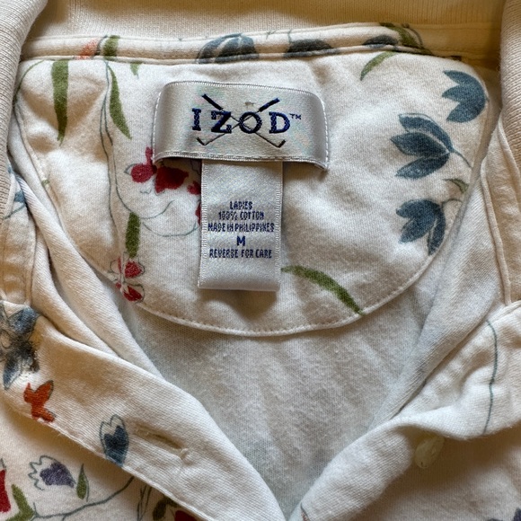 Izod Medium Short Sleeve Floral Collar Tee - Picture 6 of 6